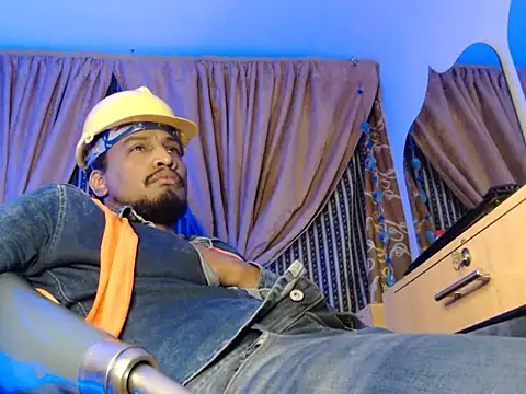 Snapshot of ElCaballeroNegro24 chatting on October 4, 2025, 4:47 am ElCaballeroNegro24 online show from October 4, 2025, 4:47 am