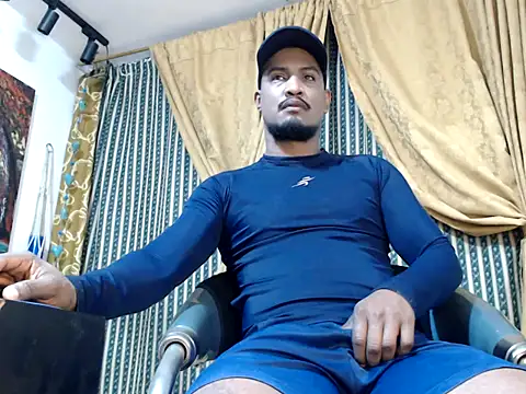 Snapshot of ElCaballeroNegro24 chatting on October 25, 2025, 7:03 pm ElCaballeroNegro24 online show from October 25, 2025, 7:03 pm