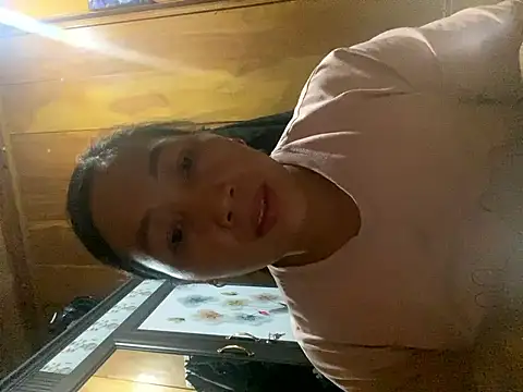 Snapshot of Lai005 chatting on September 20, 2025, 2:33 pm Lai005 online show from September 20, 2025, 2:33 pm