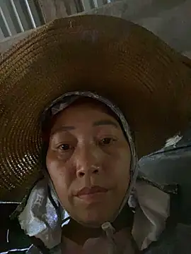 Snapshot of Lai005 chatting on September 24, 2025, 9:49 am Lai005 online show from September 24, 2025, 9:49 am