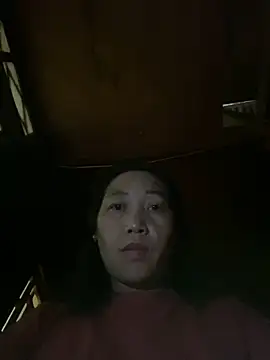 Snapshot of Lai005 chatting on October 6, 2025, 12:12 am Lai005 online show from October 6, 2025, 12:12 am