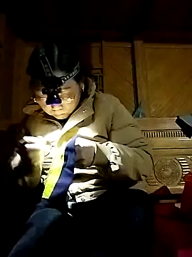 Snapshot of Lai005 chatting on December 21, 2025, 12:51 pm Lai005 online show from December 21, 2025, 12:51 pm