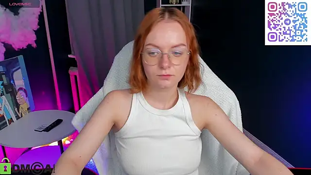  little Cat   online show from September 11, 2025, 10:21 pm