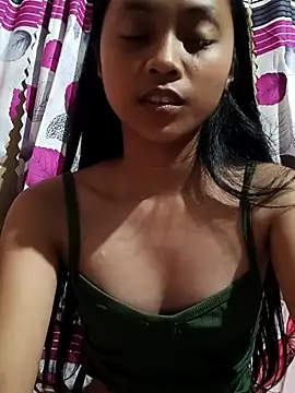xxxleora xx online show from March 29, 2026, 12:07 pm