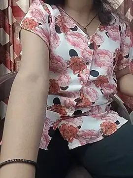 Snapshot of Ruhi_07 chatting on July 8, 2026, 3:41 am Ruhi 07 online show from July 8, 2026, 3:41 am