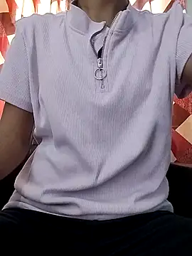 Snapshot of Ruhi_07 chatting on October 15, 2025, 4:00 am Ruhi 07 online show from October 15, 2025, 4:00 am