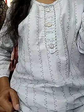 Snapshot of Ruhi_07 chatting on September 22, 2025, 4:07 am Ruhi 07 online show from September 22, 2025, 4:07 am