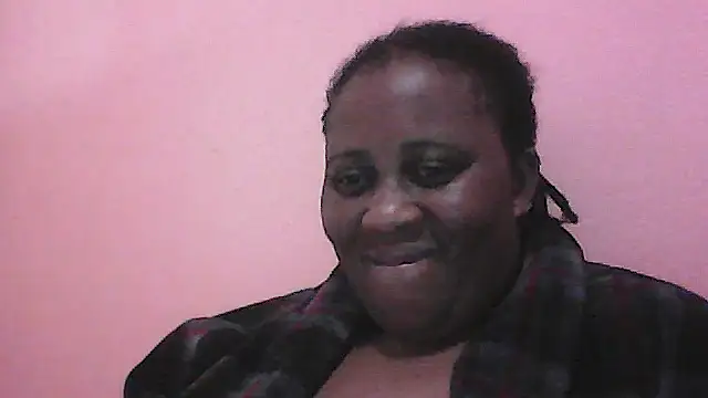 HUGEASSXXXXX online show from October 6, 2025, 5:35 pm