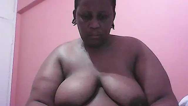 HUGEASSXXXXX online show from October 9, 2025, 4:02 am