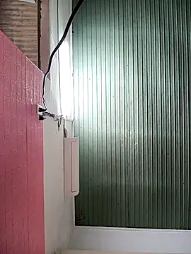 Snapshot of Rose_194 chatting on October 5, 2025, 5:53 am Rose 194 online show from October 5, 2025, 5:53 am