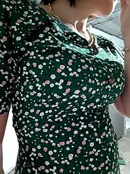 Snapshot of Rosalind_xxx chatting on February 22, 2026, 12:07 pm Rosalind xxx online show from February 22, 2026, 12:07 pm