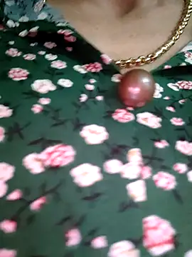 Snapshot of Rosalind_xxx chatting on February 20, 2026, 10:33 pm Rosalind xxx online show from February 20, 2026, 10:33 pm