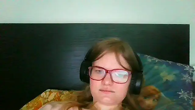 Moonolighta online show from May 19, 2026, 9:16 am