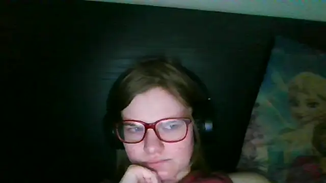 Moonolighta online show from December 1, 2025, 12:50 pm