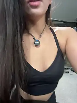 jiajia L online show from February 7, 2026, 1:08 pm