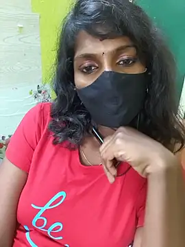 Snapshot of Honey_rosetamil chatting on July 8, 2026, 6:36 am Honey rosetamil online show from July 8, 2026, 6:36 am