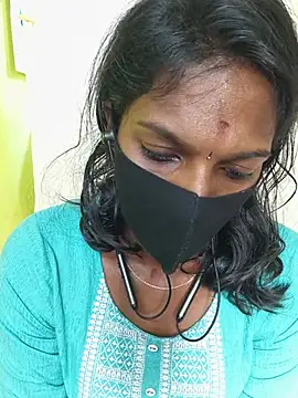 Snapshot of Honey_rosetamil chatting on July 14, 2026, 2:27 am Honey rosetamil online show from July 14, 2026, 2:27 am