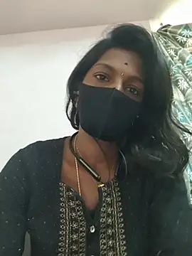 Snapshot of Honey_rosetamil chatting on June 28, 2026, 4:52 am Honey rosetamil online show from June 28, 2026, 4:52 am