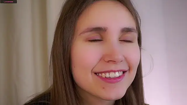 EthalFlowers online show from December 21, 2025, 12:57 am