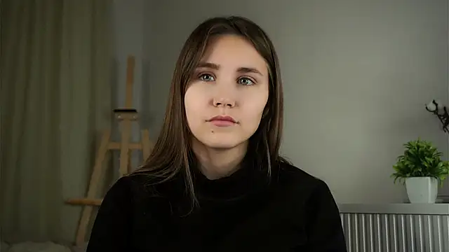 Snapshot of EthalFlowers chatting on October 18, 2025, 12:34 am EthalFlowers online show from October 18, 2025, 12:34 am