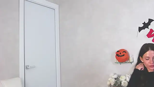 Snapshot of AngelicaDillon chatting on November 1, 2025, 8:41 am AngelicaDillon online show from November 1, 2025, 8:41 am