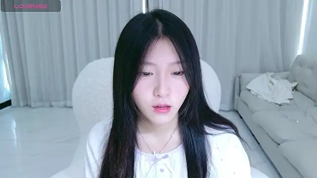 rainybb online show from October 7, 2025, 7:42 am