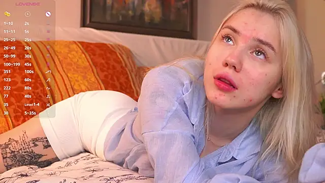 LilianBenskin online show from November 27, 2025, 5:52 am