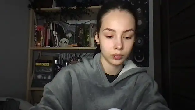 Yuna5343 online show from February 12, 2026, 8:52 pm