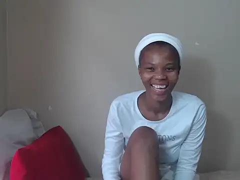  SweetLips  online show from September 20, 2025, 10:09 am