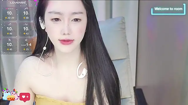 LINLIN-2025 online show from December 15, 2025, 2:23 pm