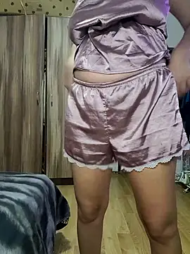 Snapshot of Alexandra23d chatting on October 14, 2025, 7:36 pm Alexandra23d online show from October 14, 2025, 7:36 pm