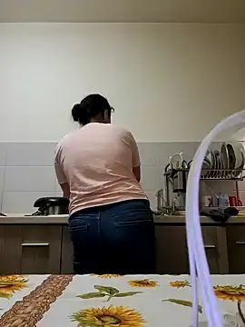 Snapshot of Alexandra23d chatting on September 30, 2025, 8:04 pm Alexandra23d online show from September 30, 2025, 8:04 pm