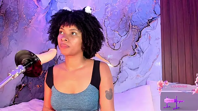 Snapshot of Lolalewis777 chatting on September 8, 2025, 9:47 pm Lolalewis777 online show from September 8, 2025, 9:47 pm