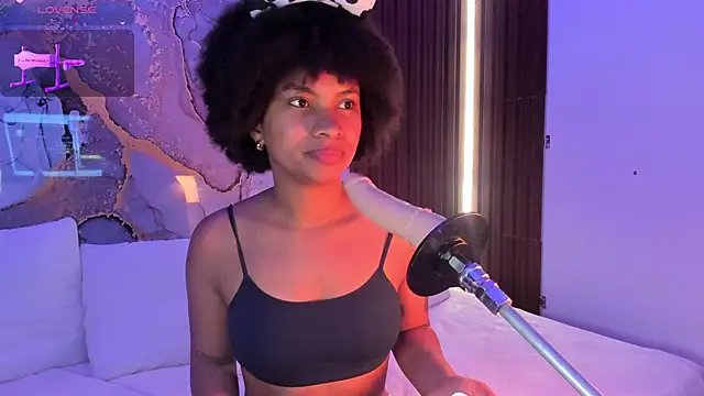 Snapshot of Lolalewis777 chatting on October 10, 2025, 10:54 pm Lolalewis777 online show from October 10, 2025, 10:54 pm