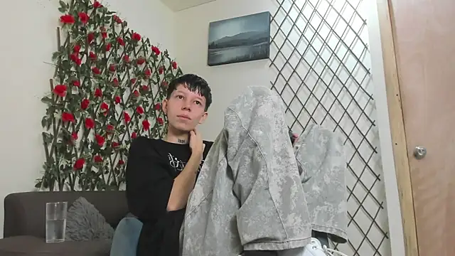 Snapshot of LiamBrown09 chatting on June 20, 2026, 7:30 pm LiamBrown09 online show from June 20, 2026, 7:30 pm