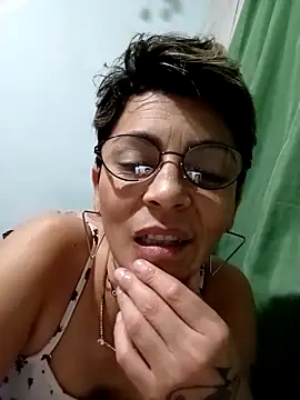 Lulypsicologasexual online show from March 11, 2026, 3:33 am