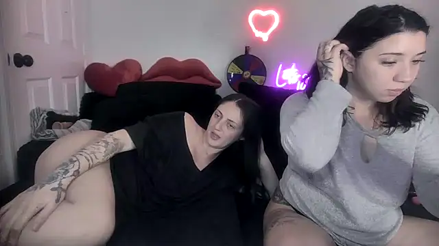 torithequeen online show from February 11, 2026, 2:44 am