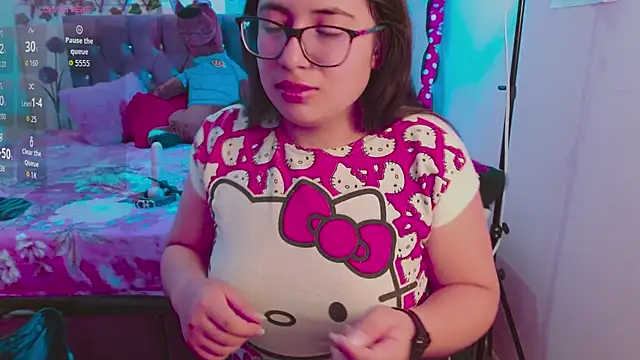 Snapshot of Estrella__sex chatting on October 7, 2025, 9:16 pm Estrella  sex online show from October 7, 2025, 9:16 pm