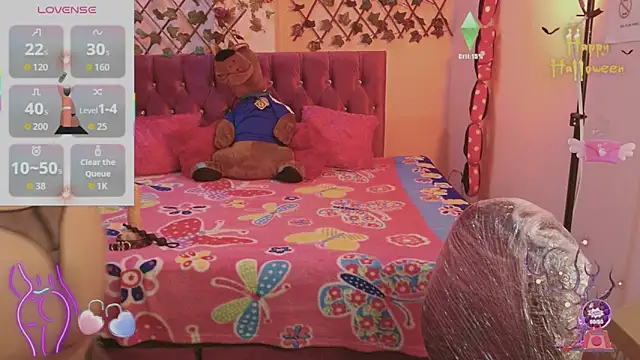 Snapshot of Estrella__sex chatting on October 31, 2025, 12:24 pm Estrella  sex online show from October 31, 2025, 12:24 pm