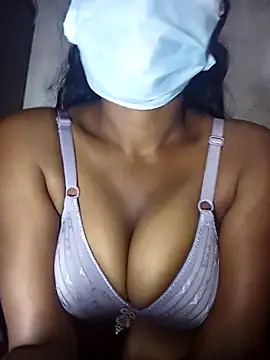 MickMicky online show from October 1, 2025, 12:49 am