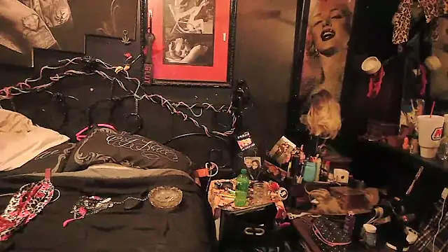 Splash Queen420 online show from February 19, 2026, 3:14 am