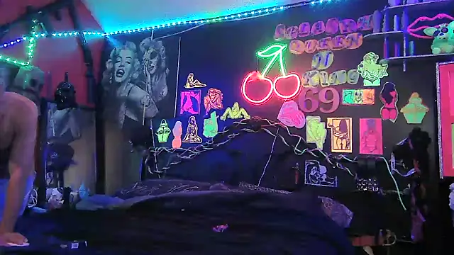 Splash Queen420 online show from March 27, 2026, 8:26 am