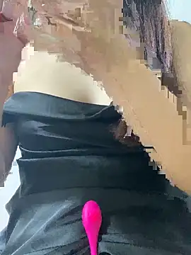 SiennaQueen18 online show from September 21, 2025, 1:00 am