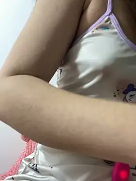 SiennaQueen18 online show from September 16, 2025, 5:36 pm