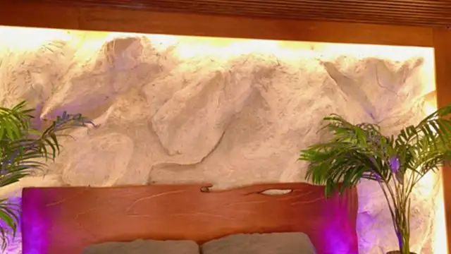 alisonn moon online show from March 9, 2026, 10:35 pm