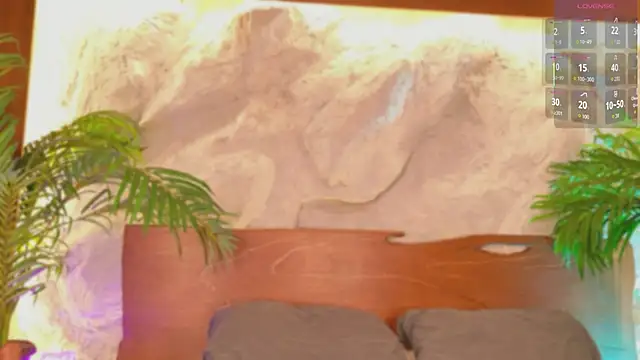 alisonn moon online show from March 28, 2026, 10:22 pm