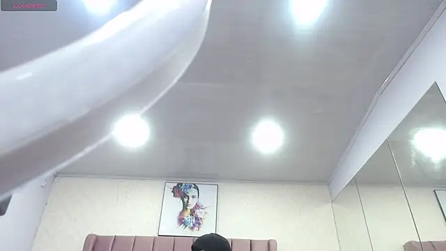 AriannaAdames online show from March 19, 2026, 1:11 pm