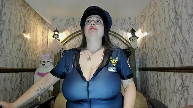 Snapshot of irenne_wilsonn chatting on October 15, 2025, 1:08 pm irenne wilsonn online show from October 15, 2025, 1:08 pm