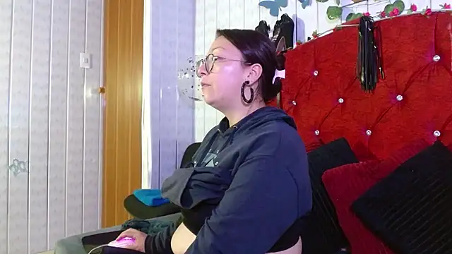 Snapshot of Susanahotsexxx chatting on September 26, 2025, 11:33 pm Susanahotsexxx online show from September 26, 2025, 11:33 pm