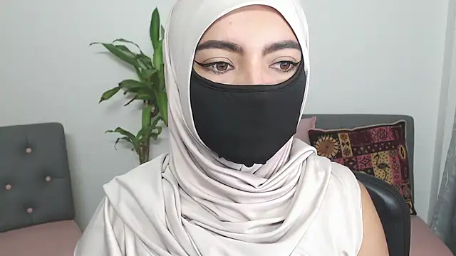 jade nassar online show from November 2, 2025, 11:21 pm